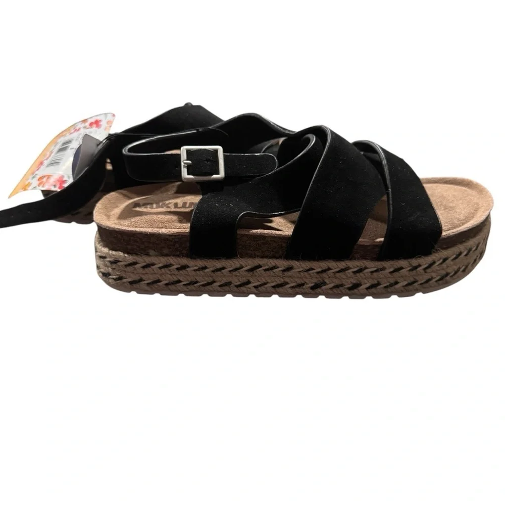 NWT Muk Luks Women’s Black Suede Platform Sandals Tan Size 8 M Cross Strap
